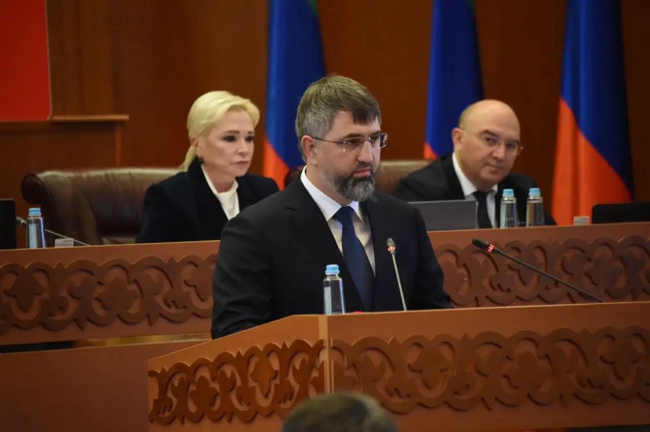 Магомед Рамазанов представит доклад, в котором обозначил план работы Правительства Республики Дагестан в рамках социально-экономического развития на предстоящий 2027 год и трехлетний период