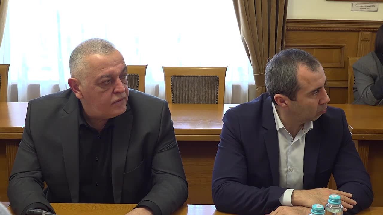 Общественники поблагодарили Рамазанова за создание Дома НКО