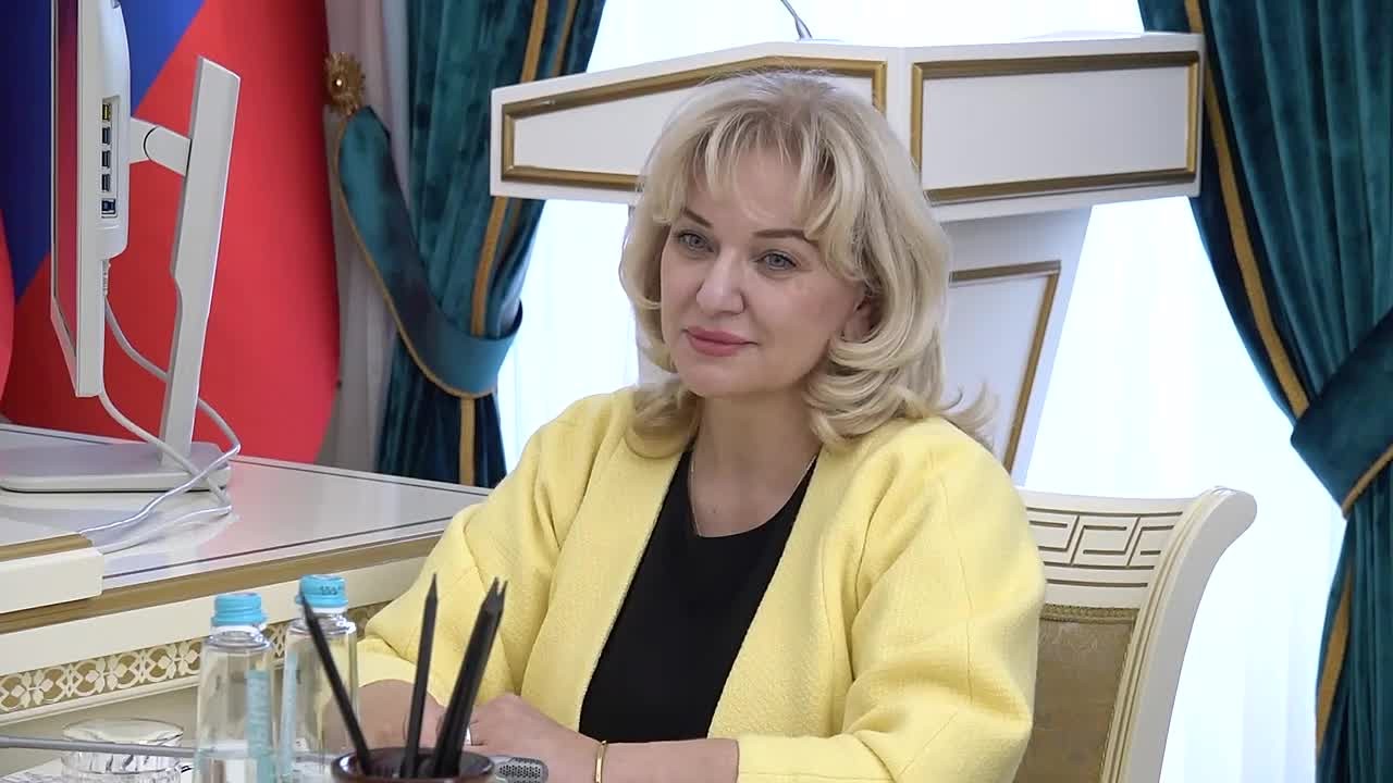 Фёдор Щукин: С большим удовольствием встретился с руководителями творческих коллективов – участниками Форума национальных творческих коллективов «Многонациональная Россия», который принимает в эти дни наш регион